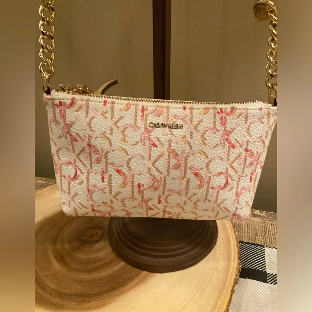 CALVIN KLEIN White With Pink Monogram Logo‎ Print Small Crossbody Bag New
